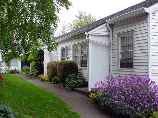 Portland rentals apartments Oregon Northwest 2471 NW Lovejoy St.
